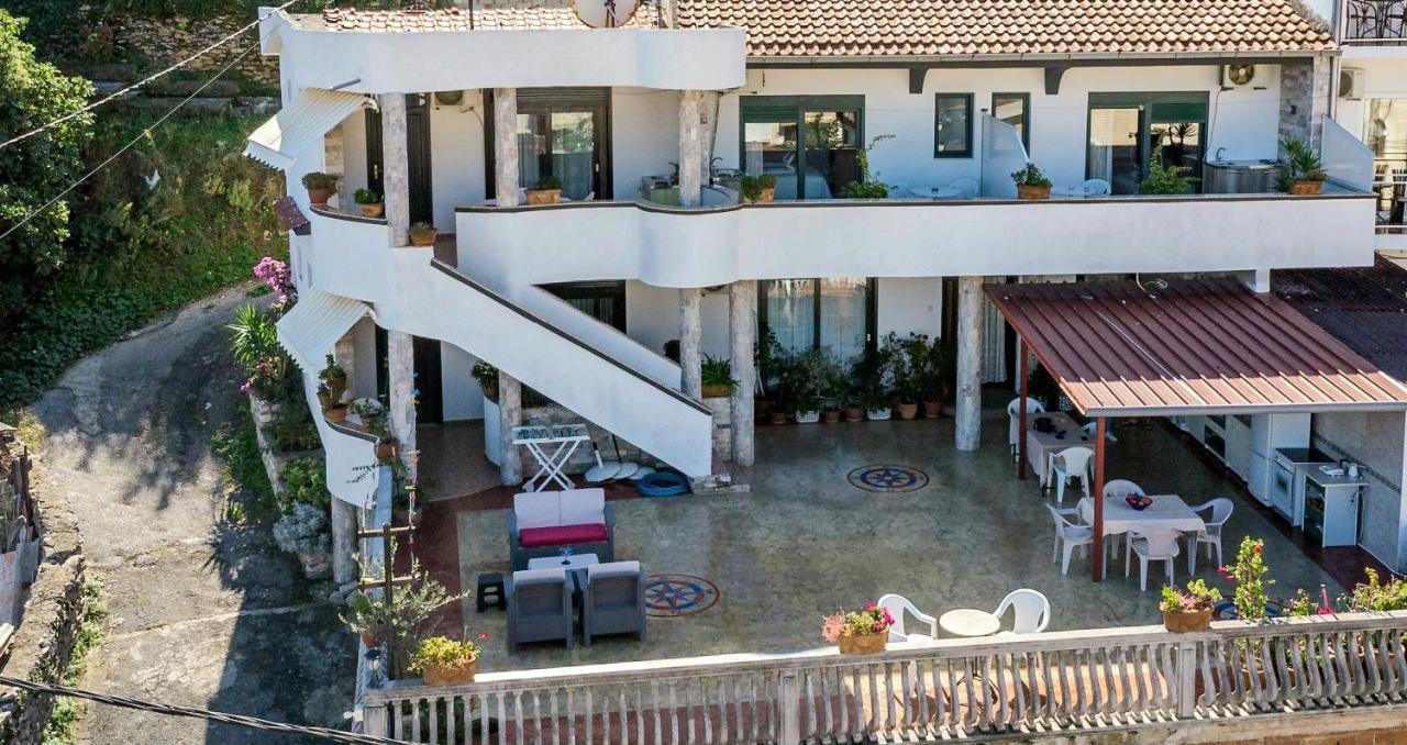 Apartments Ishmi In Center Of Ulcinj Exterior foto