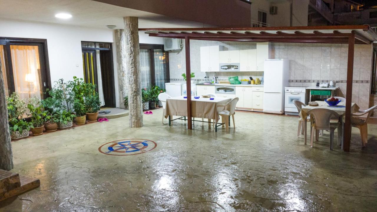 Apartments Ishmi In Center Of Ulcinj Exterior foto
