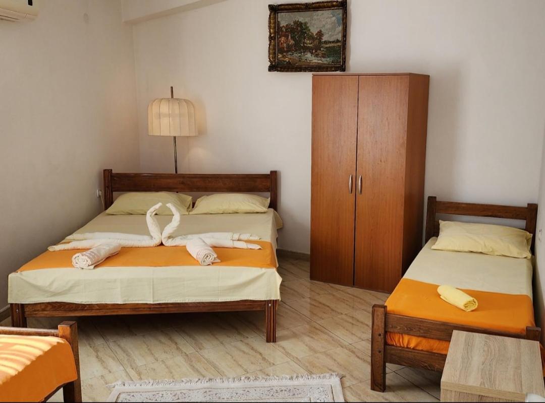 Apartments Ishmi In Center Of Ulcinj Habitación foto