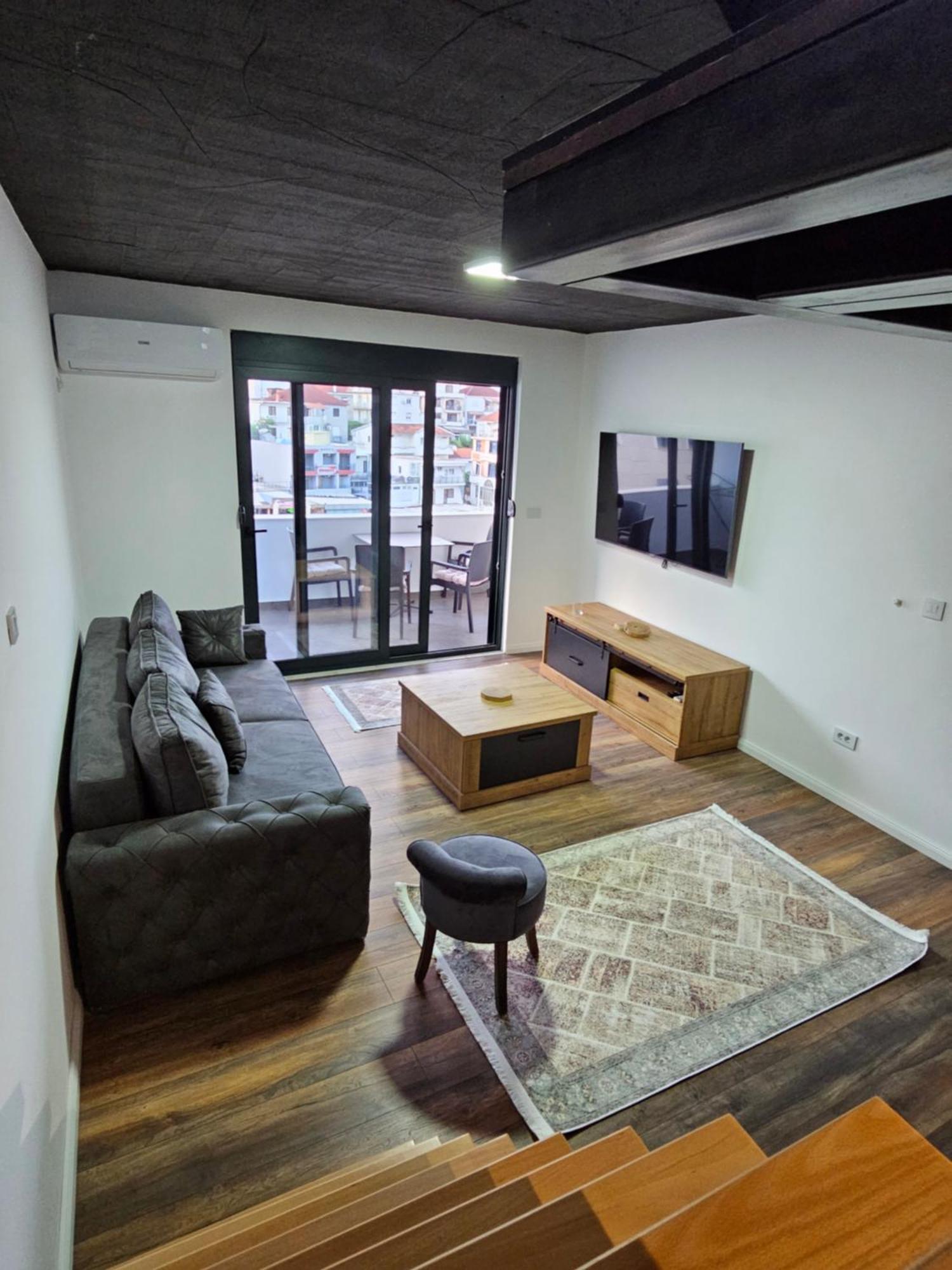 Apartments Ishmi In Center Of Ulcinj Exterior foto